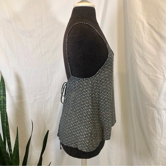 Anthropologie Friday's Project Geometric Print Backless Tie Top - Picture 7 of 9